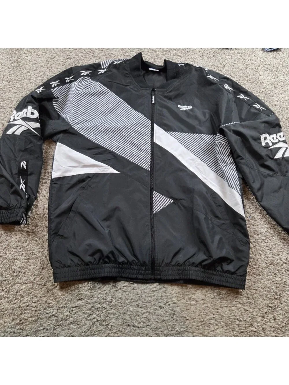 Reebok Windbreaker Mens Large Black White Full Zip Retro Colorblock Vented
